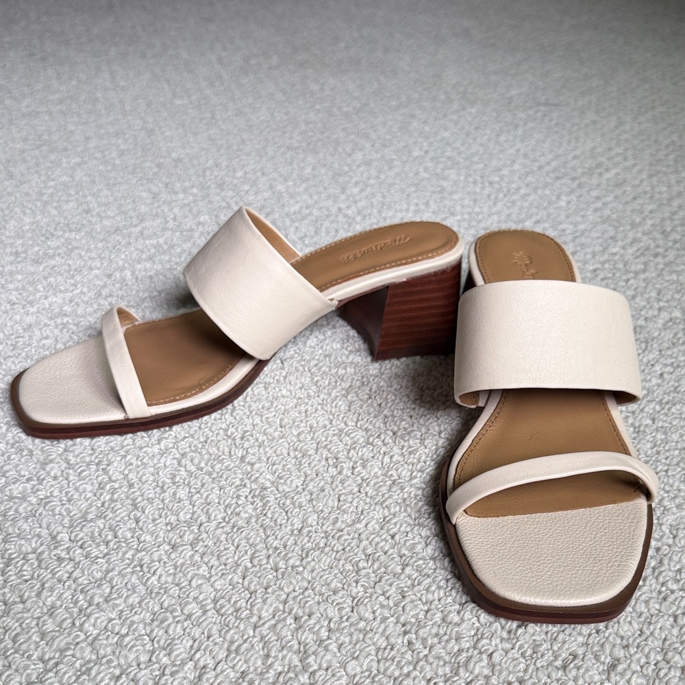 NWT Madewell Kaitlin Sandal!